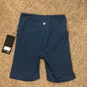 Brand new 90 Degree by Reflex biker shorts.